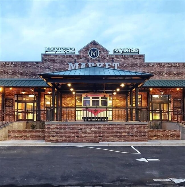 Building Photo - 440 Millsap Wy