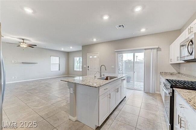 Building Photo - 534 Lassen Falls Ct
