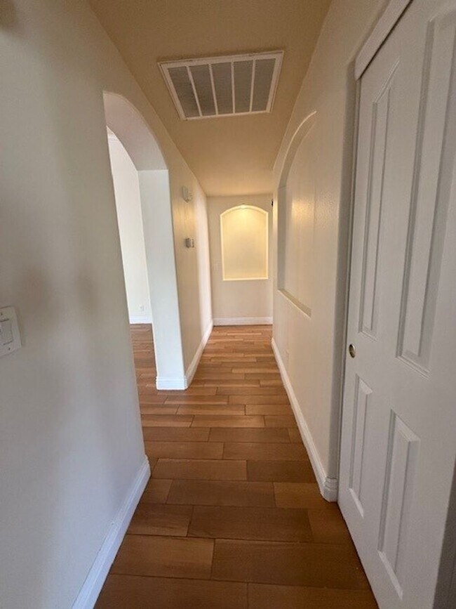 Building Photo - 3516 Ashby Field Ave