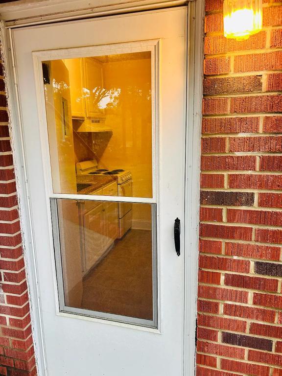 Building Photo - 111 Pinehaven Dr