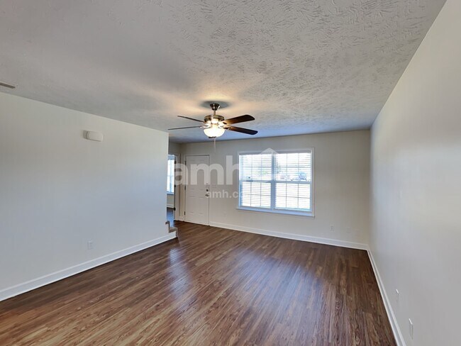 Building Photo - 515 Stetson Ct