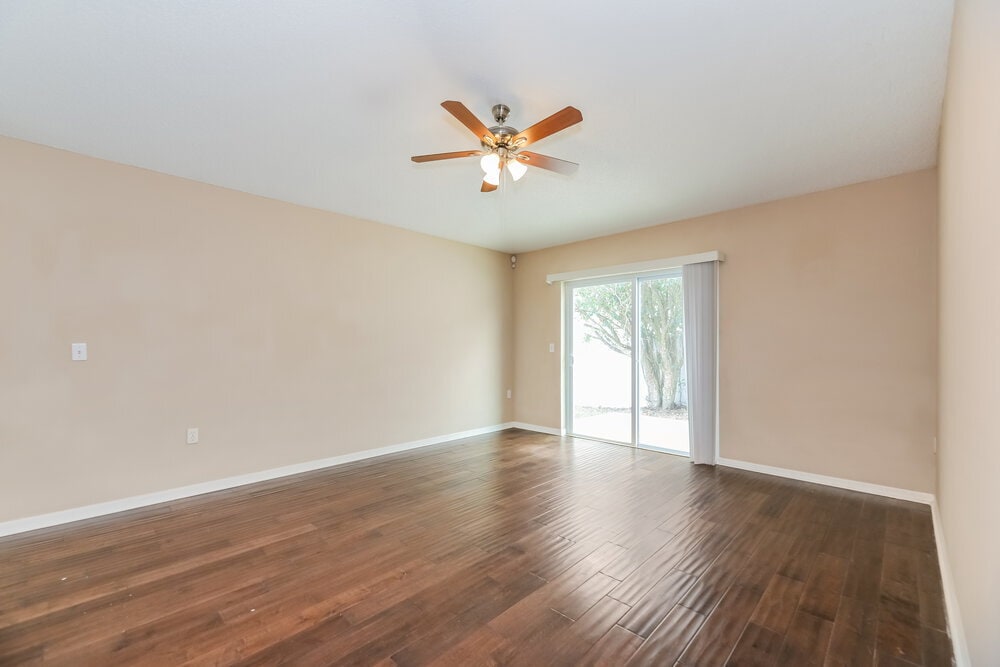 Building Photo - 12538 Bent Bay Trail