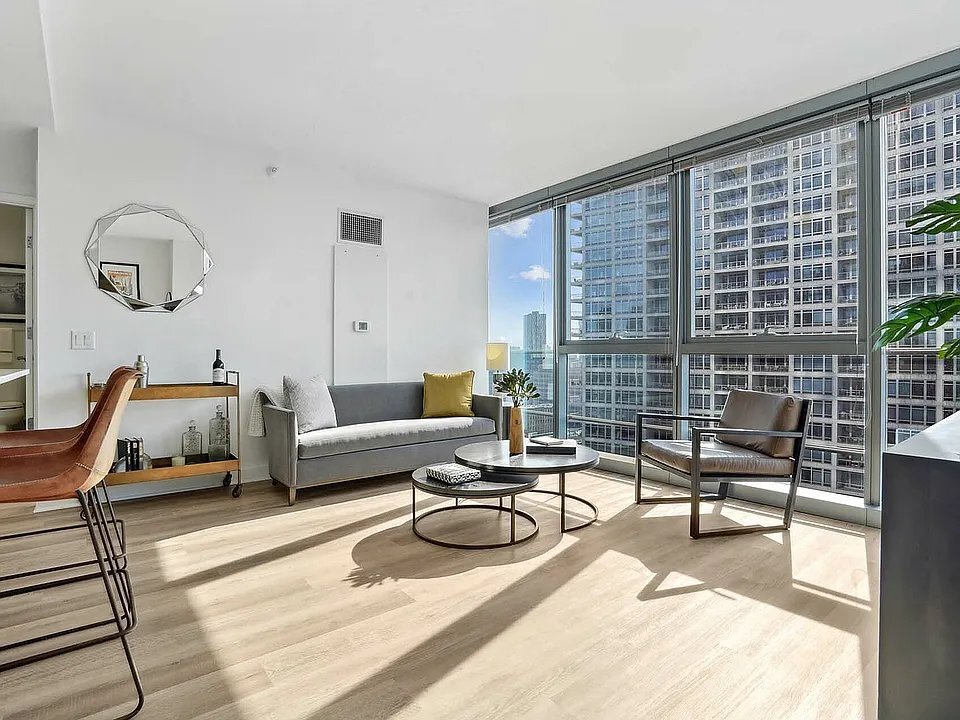 Building Photo - 345 W Wolf Point Plaza