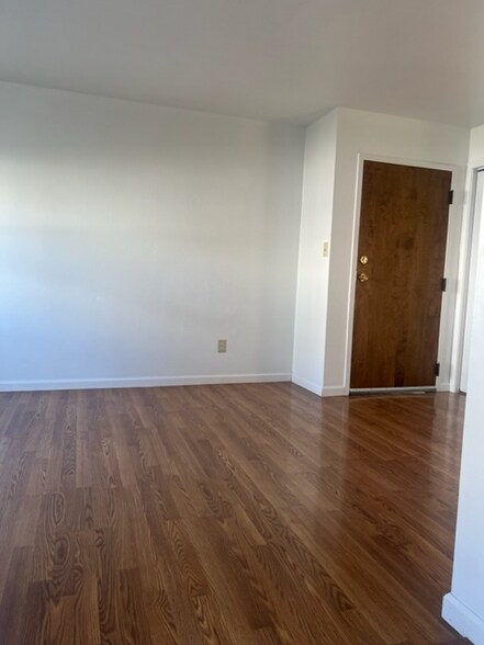 Building Photo - 2191 Franklin St