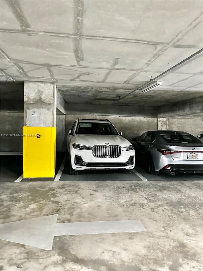 Building Photo - 7330 Ocean Terrace