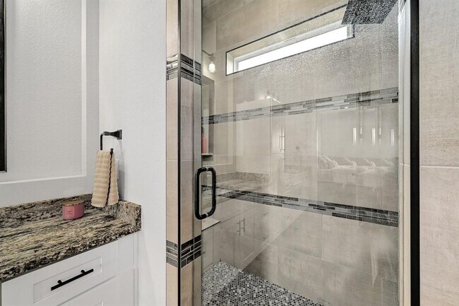 Building Photo - 18502 Venture Dr