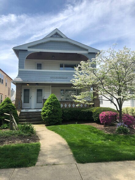 Primary Photo - 15625 Delaware Ave