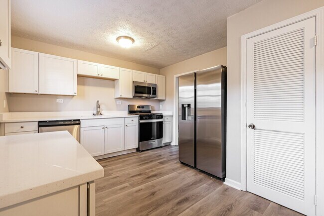 Building Photo - 4928 Spirit Ct SW