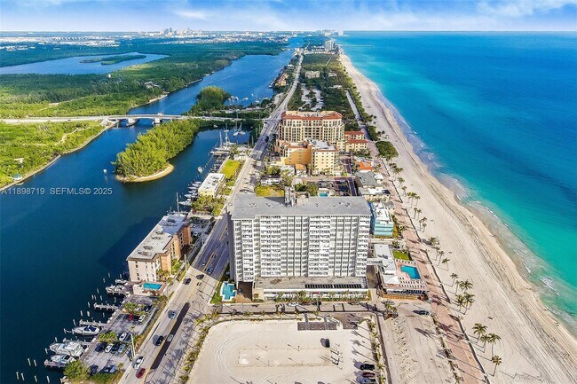 Building Photo - 3111 N Ocean Dr