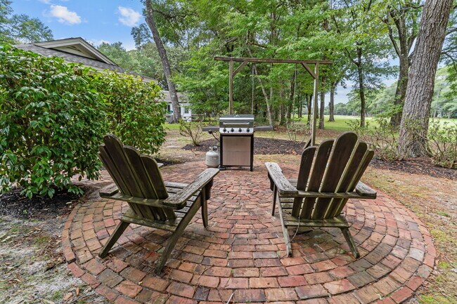 Building Photo - 3303 Marsh View Dr