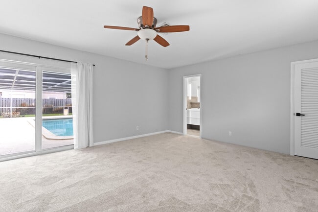 Building Photo - 5281 SW 4th Ct