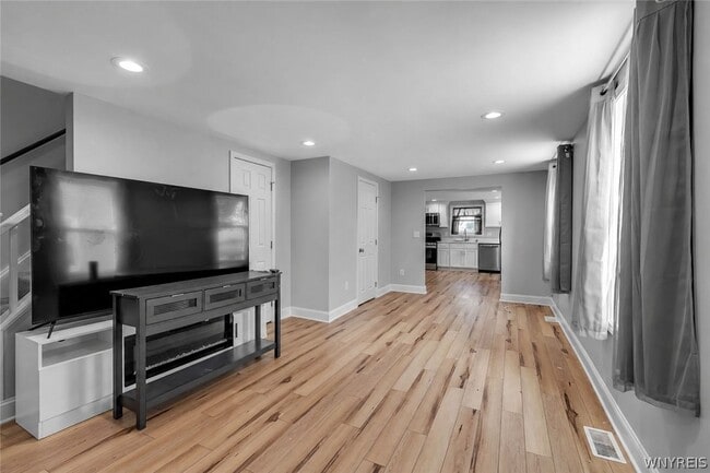 Building Photo - 4563 Union Rd