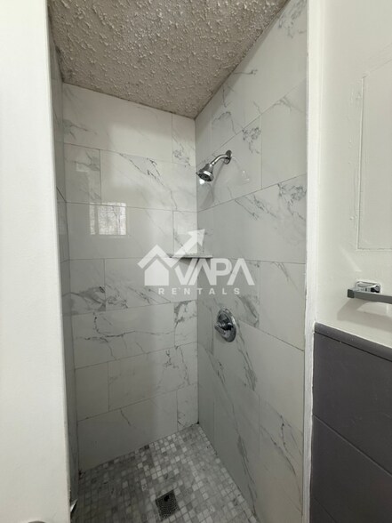 Building Photo - 7802 Quirt Dr