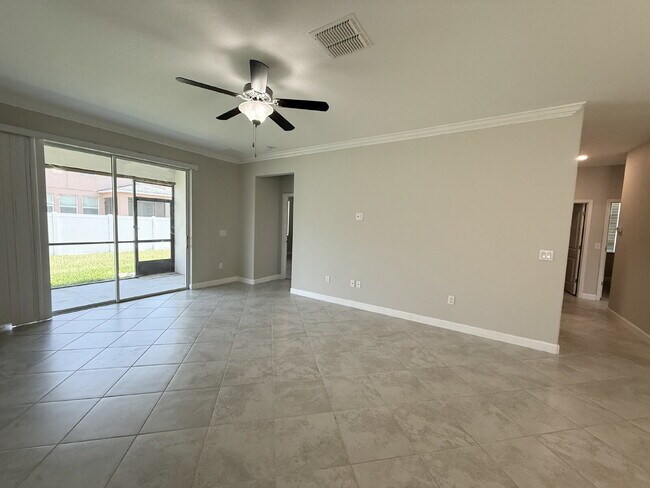 Building Photo - 2380 Bartolo Dr