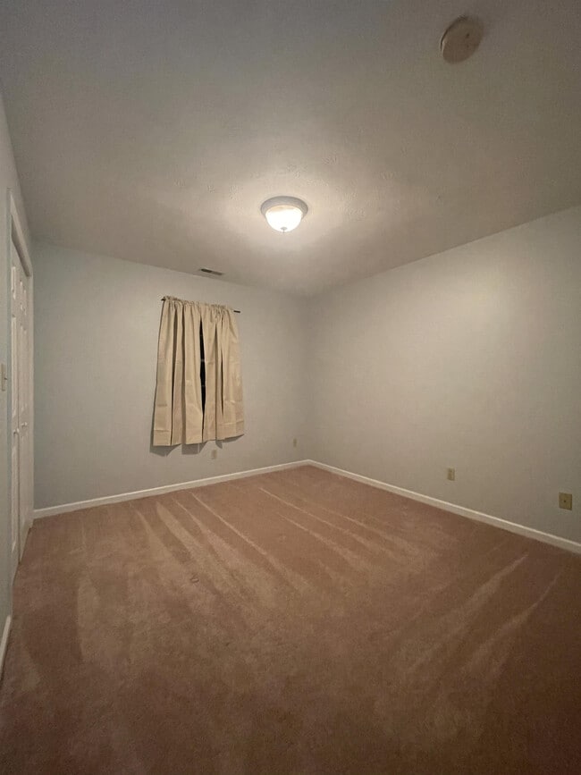 Building Photo - 53 Clear Spring Dr