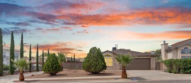 Building Photo - 6541 Dakota Ridge Dr