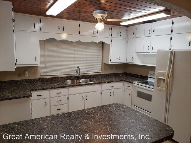 Building Photo - 3 br, 2 bath House - 200 NE 11th Street