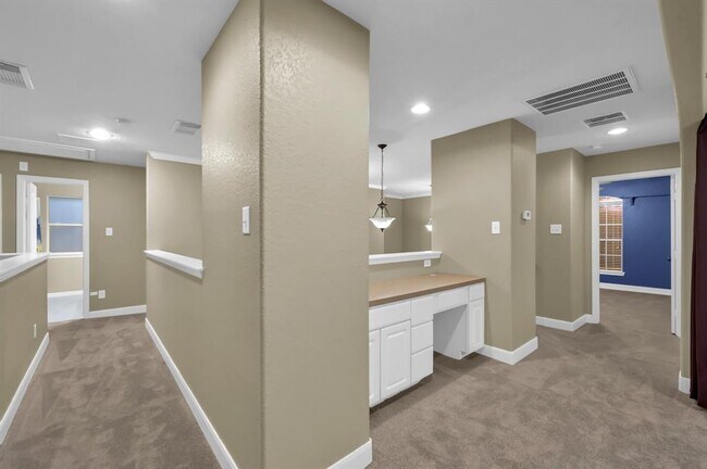 Building Photo - 31322 Evergreen Park Ln