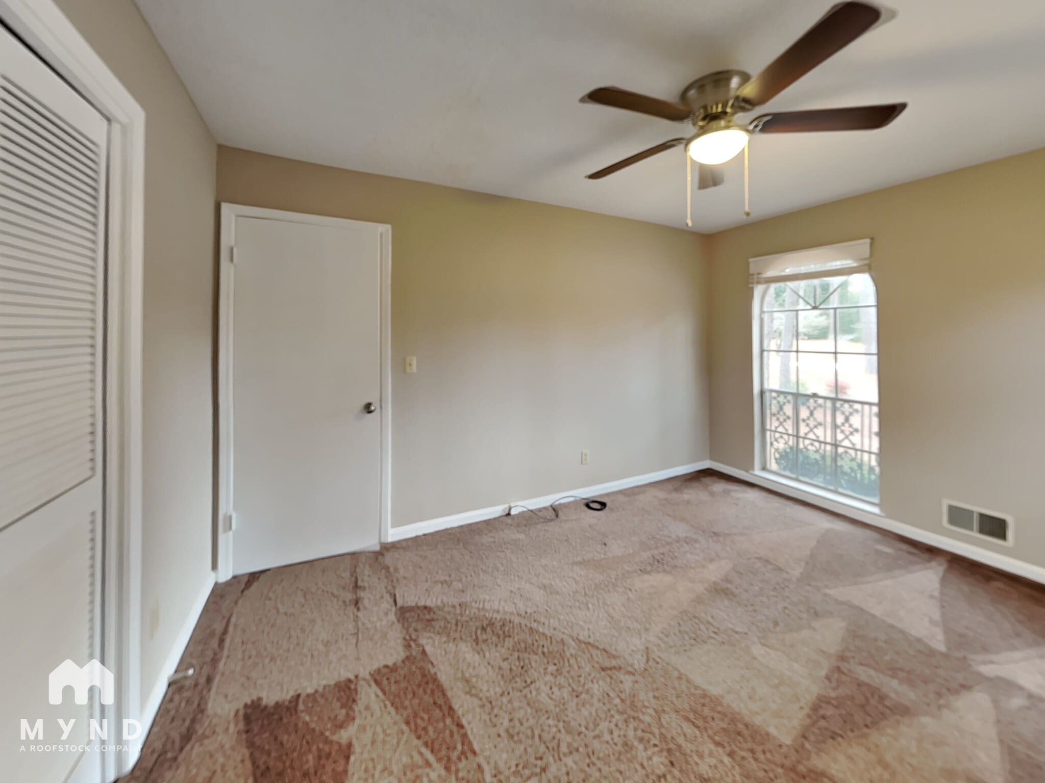 Building Photo - 988 Hearthstone Dr