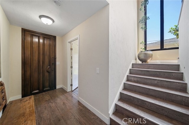 Building Photo - 215 Monterey Dr