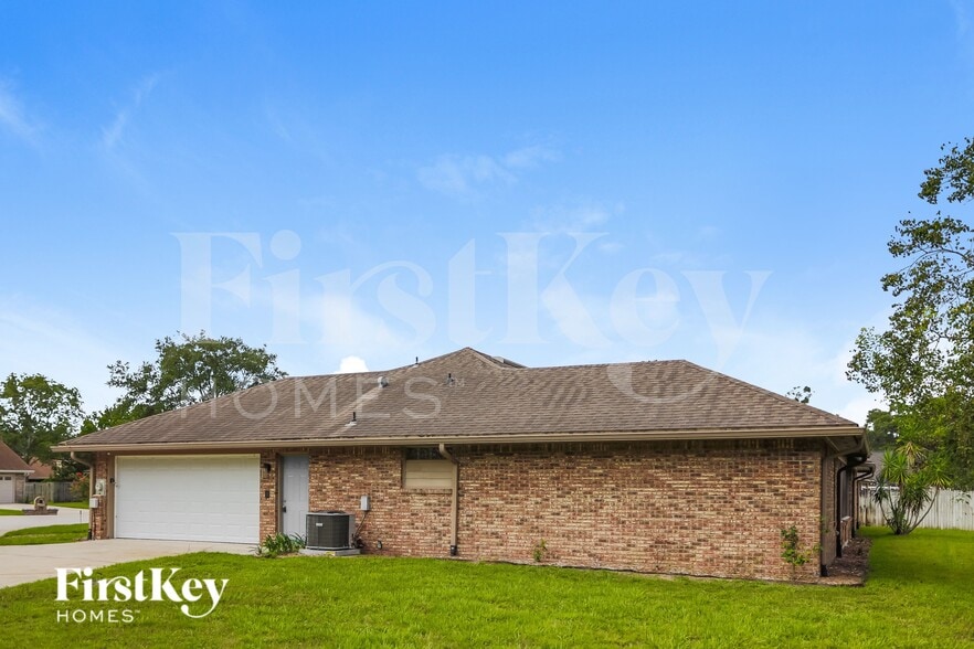 Building Photo - 4129 Shetland Pony Ln