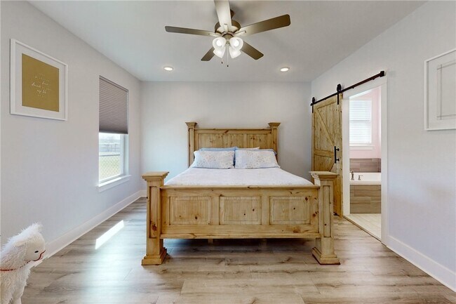 Building Photo - 12268 Cr 175