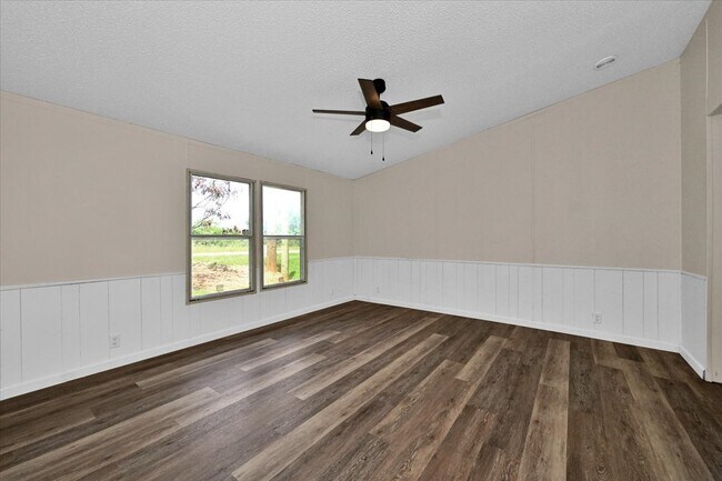 Building Photo - 575 Milligan Rd