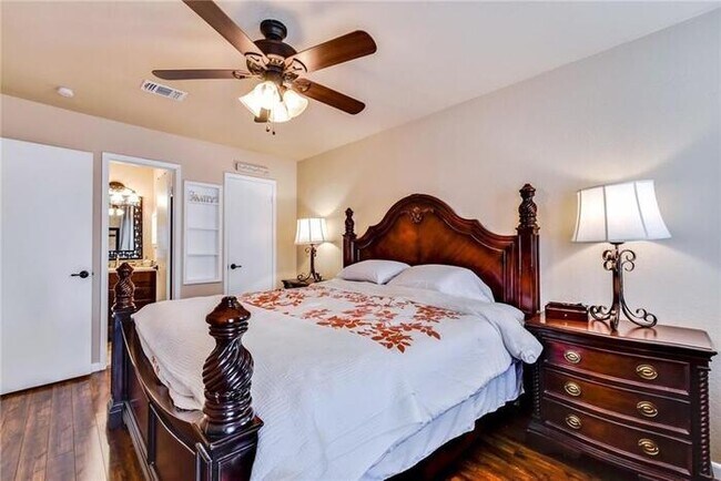 Building Photo - 8903 Shattuck Cove