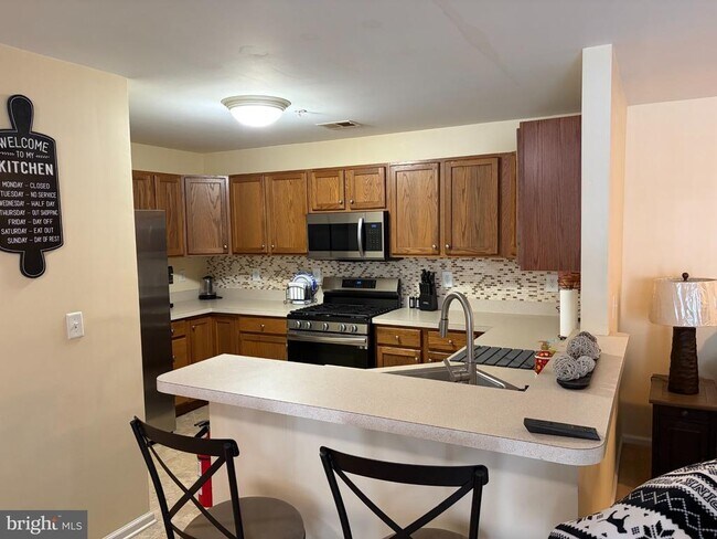 Building Photo - 110 Lionheart Ln