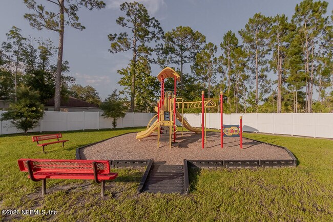 Building Photo - 983 Observatory Pkwy