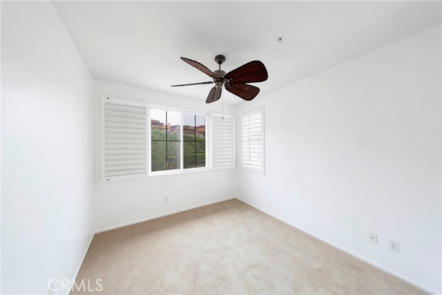 Building Photo - 19 Lucania Dr