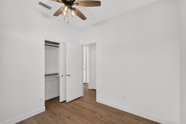 Building Photo - 20415 N 37th Ave