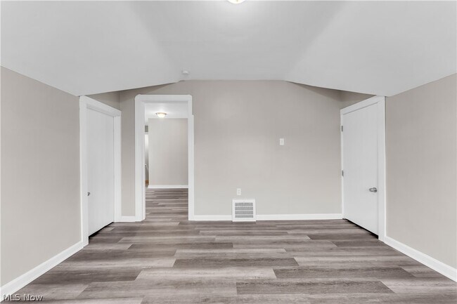 Building Photo - 4318 W 50th St