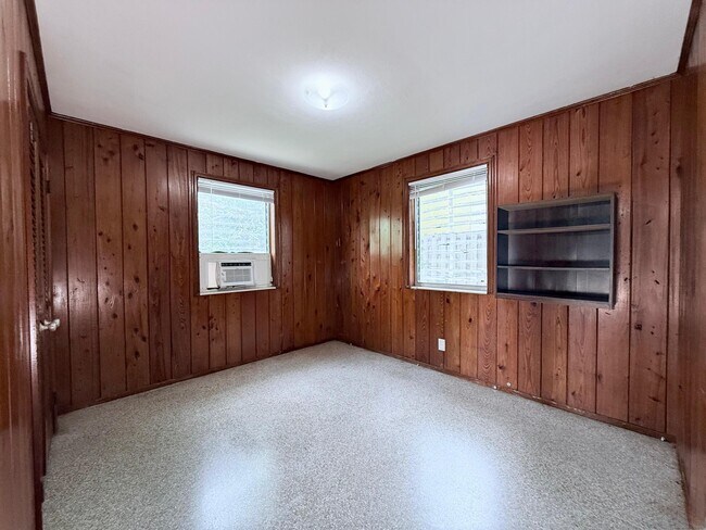 Building Photo - 507 Conniston Rd