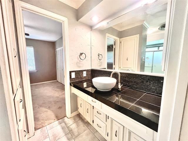 Building Photo - 15555 Mosscove Cir