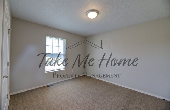 Building Photo - 3 Bedroom in Republic!