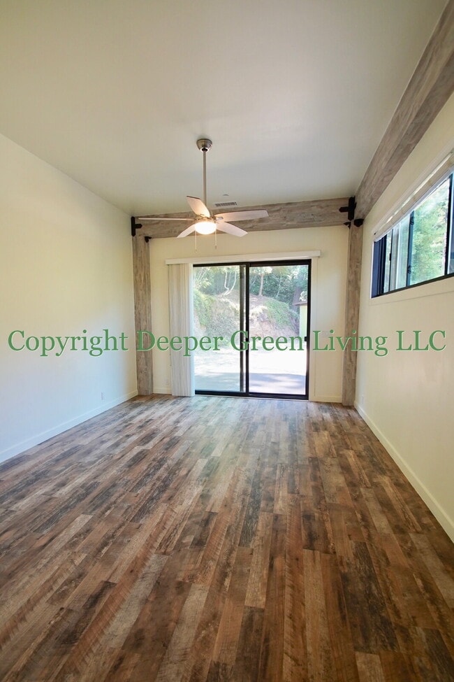 Building Photo - 2 Bedroom Woodacre Home with Views!