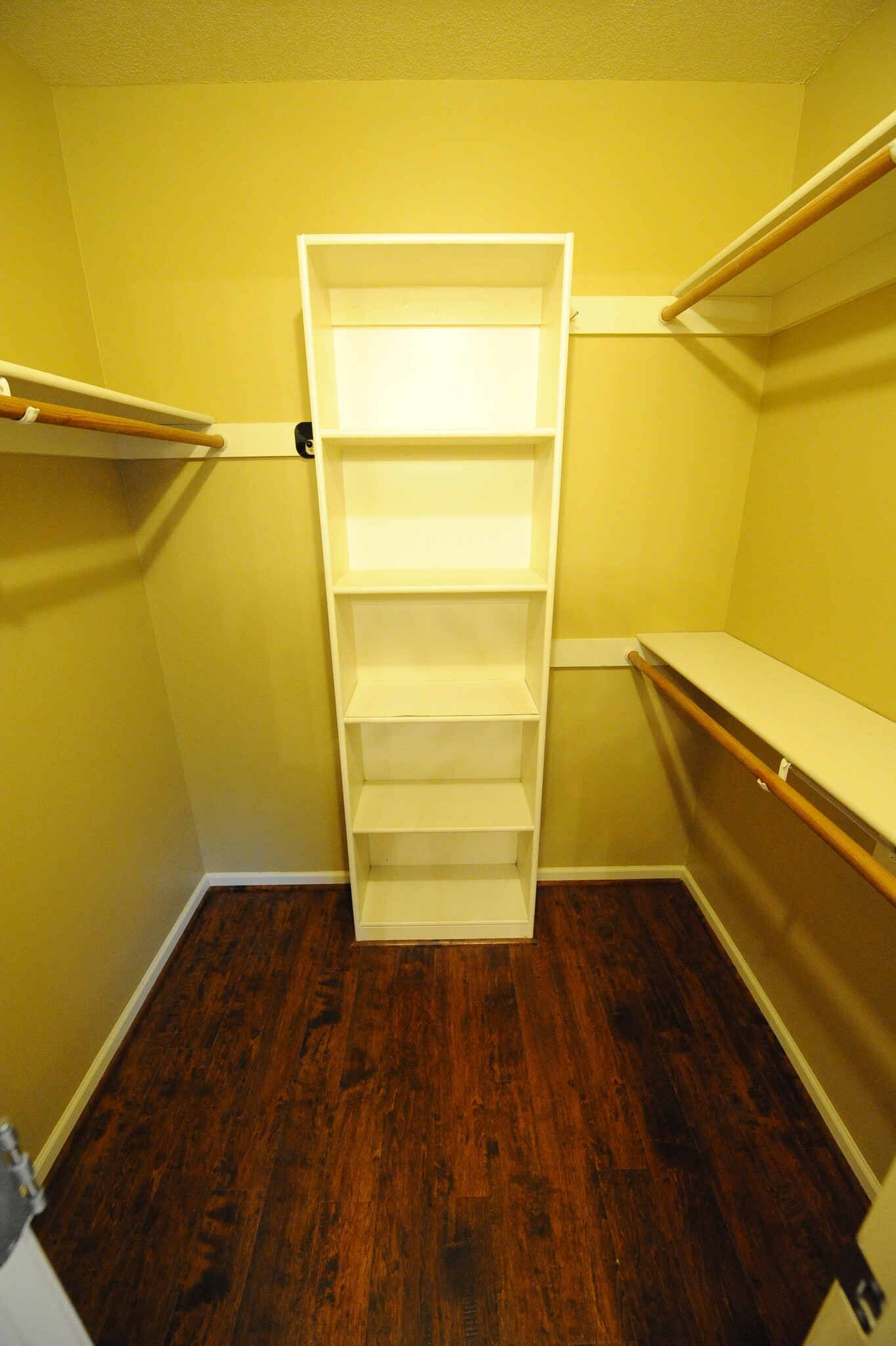 Building Photo - 3204 NW 67th Ct