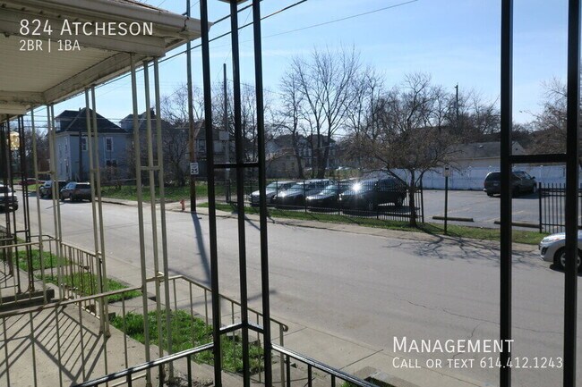 Building Photo - 824 Atcheson-