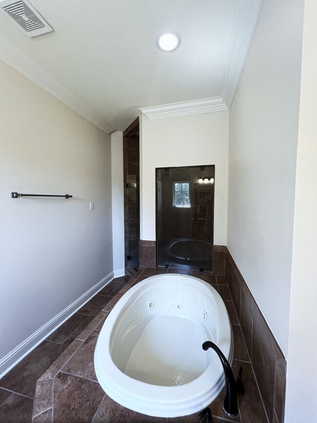 Building Photo - Green Trails Subdivision