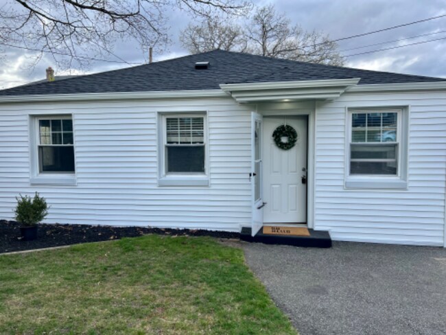 Building Photo - 45 Bedford Ave