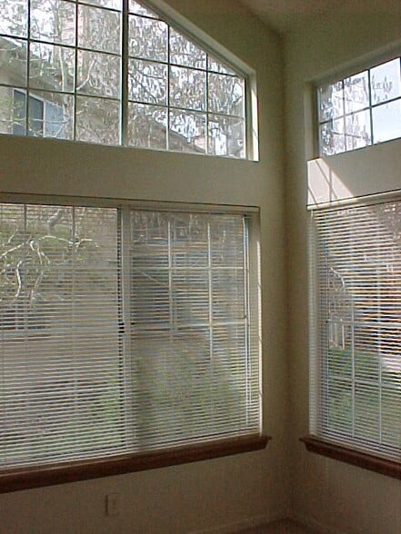 Building Photo - 4883 White Rock Cir