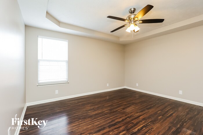 Building Photo - 1316 Sunray Dr