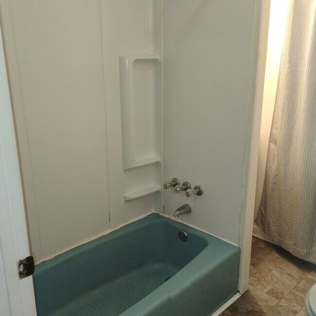 Building Photo - 452A Hudson Avenue - 1