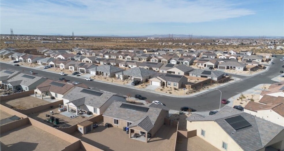 Building Photo - 12383 Ranchito Wy