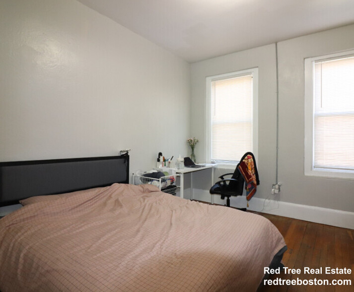 Apt 8 - 468 Park Dr