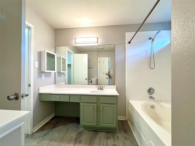 Building Photo - 21235 Bending Green Way