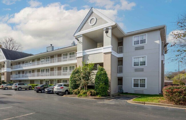 Building Photo - Furnished Studio-Nashville - Airport