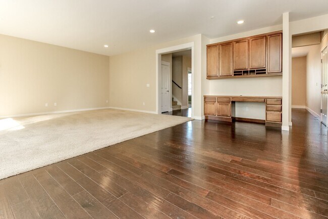 Building Photo - Beautiful Bell Hill Home in DuPont