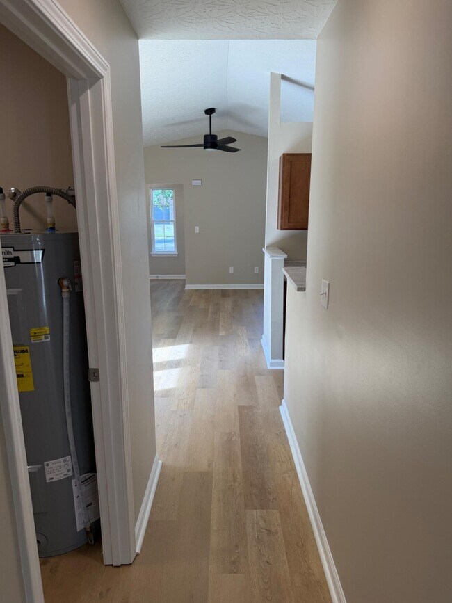 Building Photo - 3309 Squire Creek Way